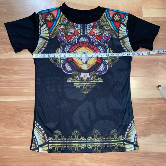 Reworked colorful one of a kind clubbing it boy cutout short sleeve tee size S - Picture 8 of 14